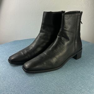Stuart Weitzman Black Leather Ankle Boots Size 6.5